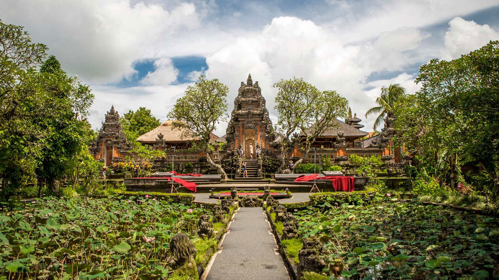 Bali Sacred Adventure: Tirta Empul Cleansing, Swing, Tukad Cepung, Saraswati Temple & Open-Top Jeep Ride