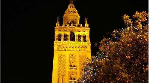Seville Tour by night with Casa de las Guitarras Flamenco Show