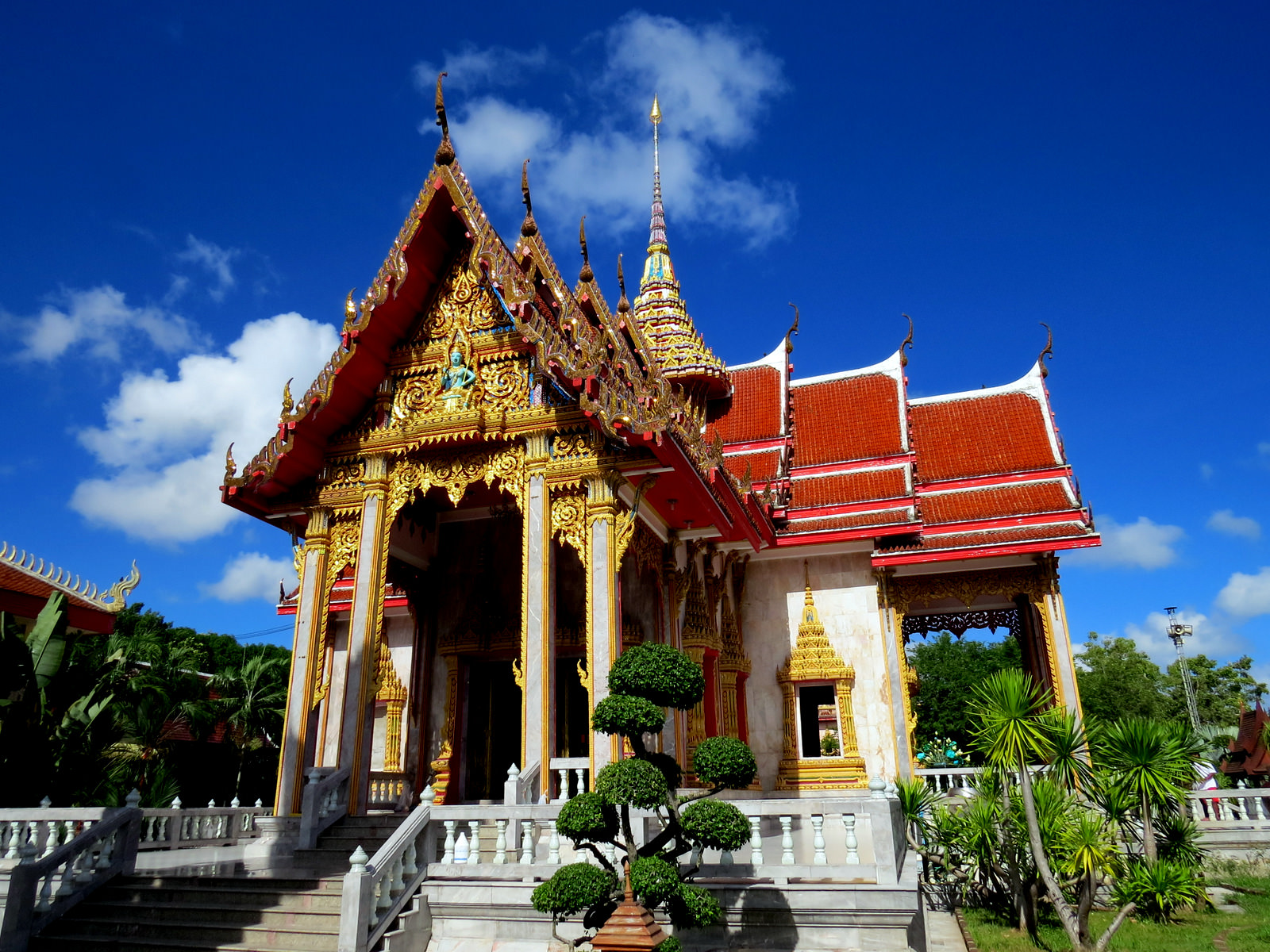 Traditional timeout at Wat Chalong