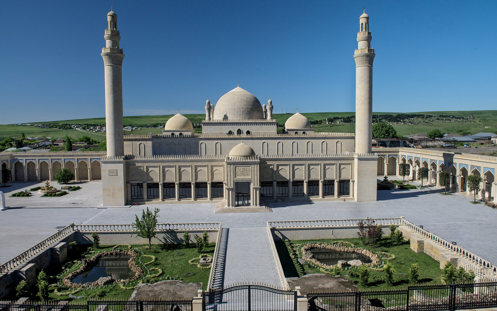 Shamakhi City Tour with Private Transfers Excluding Entrance Tickets From Baku City