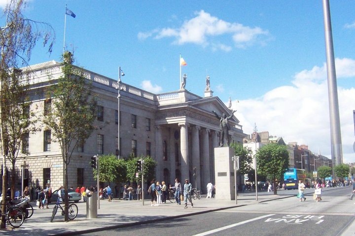 Dublin Highlights Walking Tour - 11:00