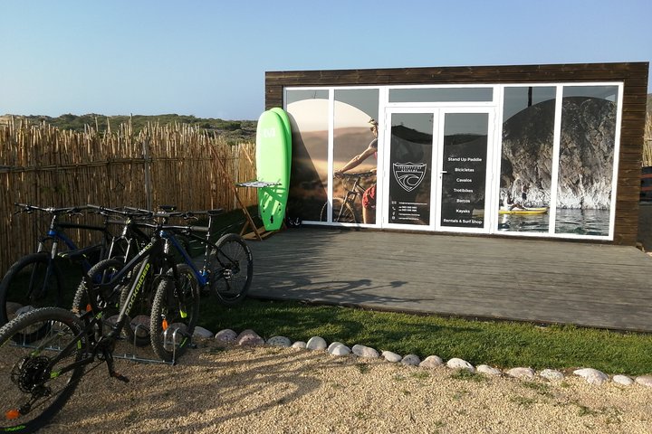 Surfboard rental with neoprene 6 days or more - Rent from 6 to 15 days