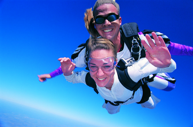 Byron Bay Tandem Sky Dive from Brisbane