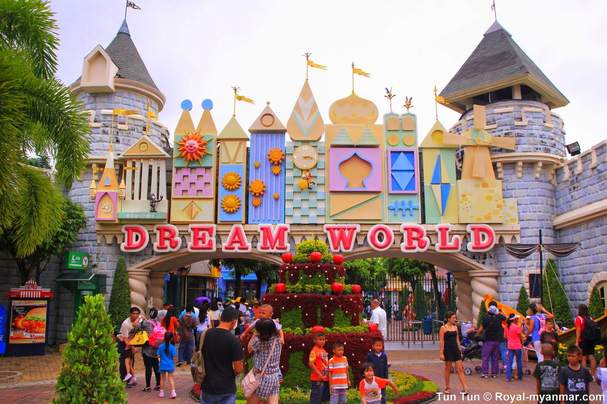 Bangkok - Dream World Super Visa- with lunch (Shared Transfer)