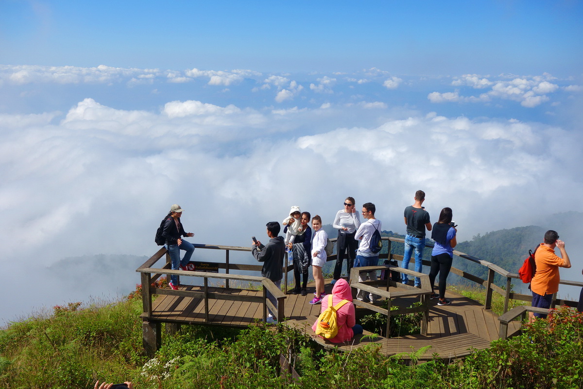 Chiang Mai-Full Day Doi Inthanon National Park Tour with Lunch (Min 2 Pax) (Shared Transfer)