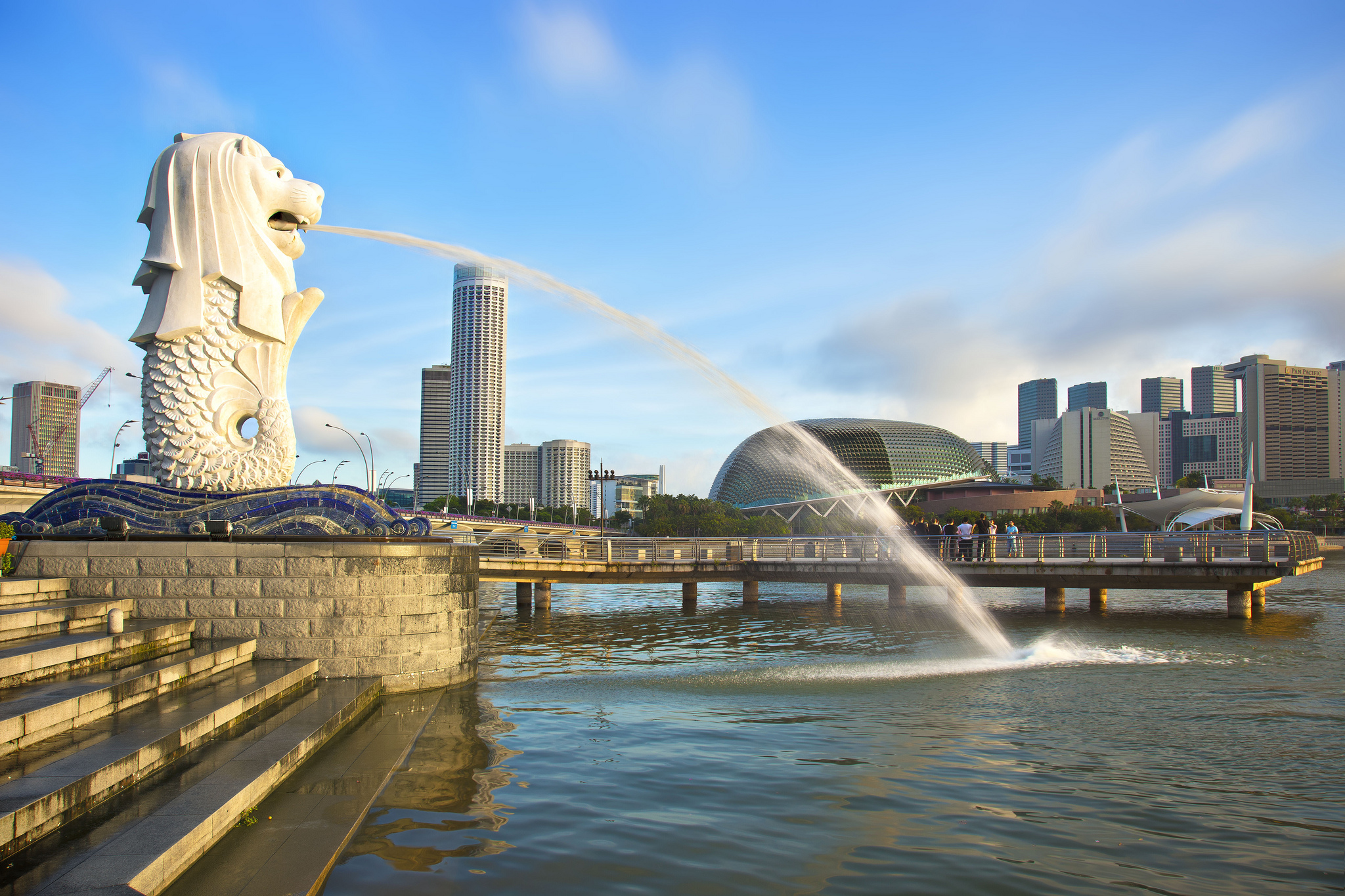 Guided Singapore City Tour with shared  transfers