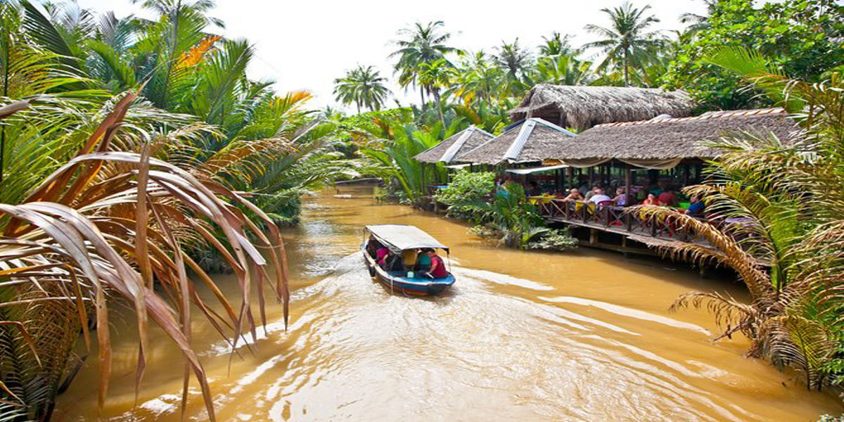Saigon - Full Day Cu Chi Tunnels and Mekong My Tho on shared transfers