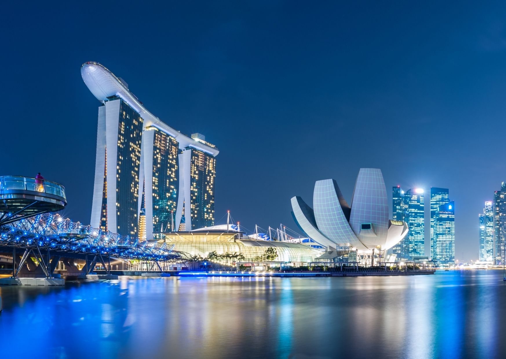 City tour and gardens by the bay on shared transfers 