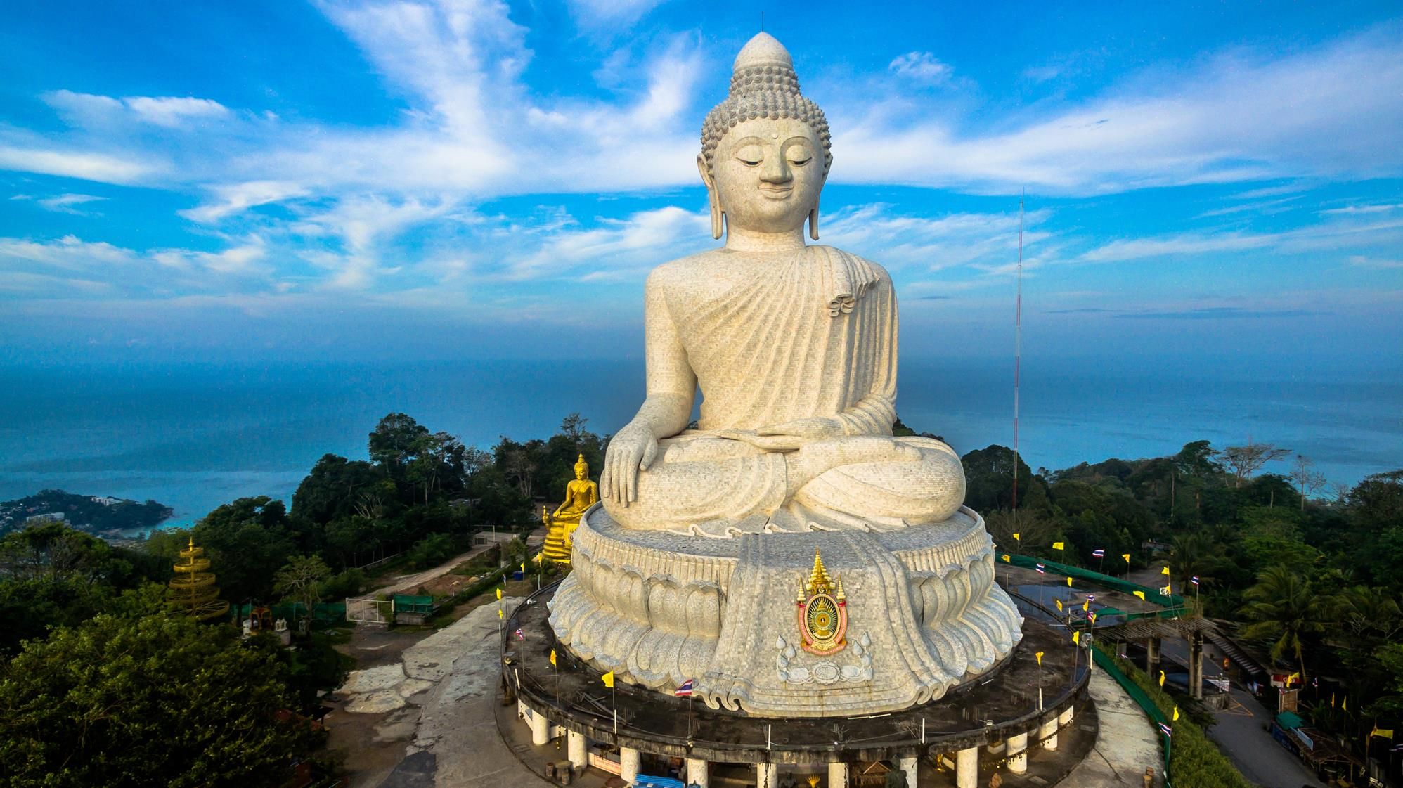 Phuket-City tour, Big Buddha and Tiger Park - Medium (Entry with Private Transfer) on enroute