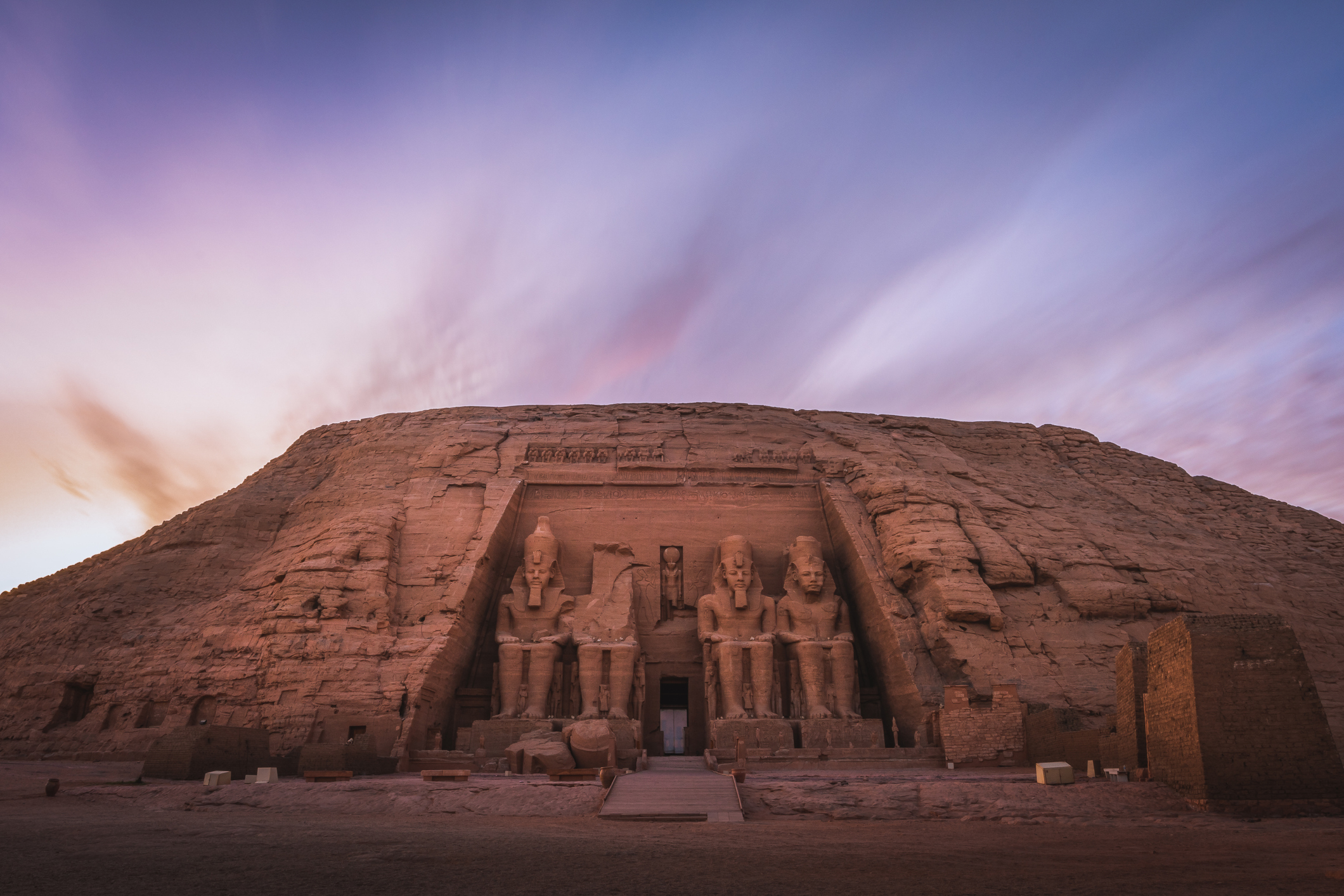 Tour to visit the great temple of Abu Simbel by road on Shared Transfers