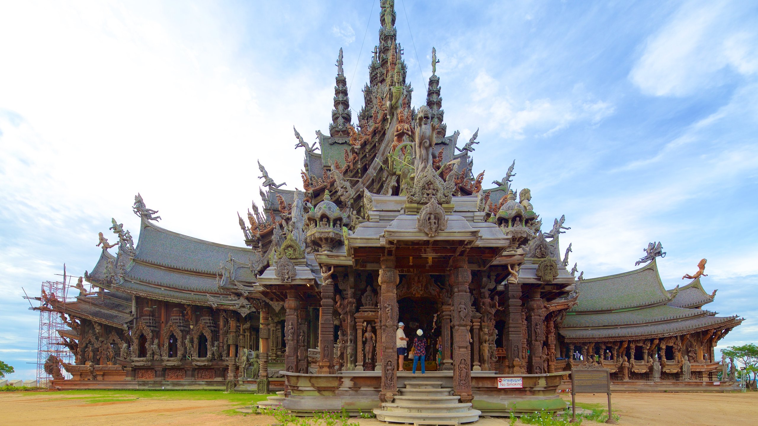 Sanctuary of Truth Tour with Private Transfers