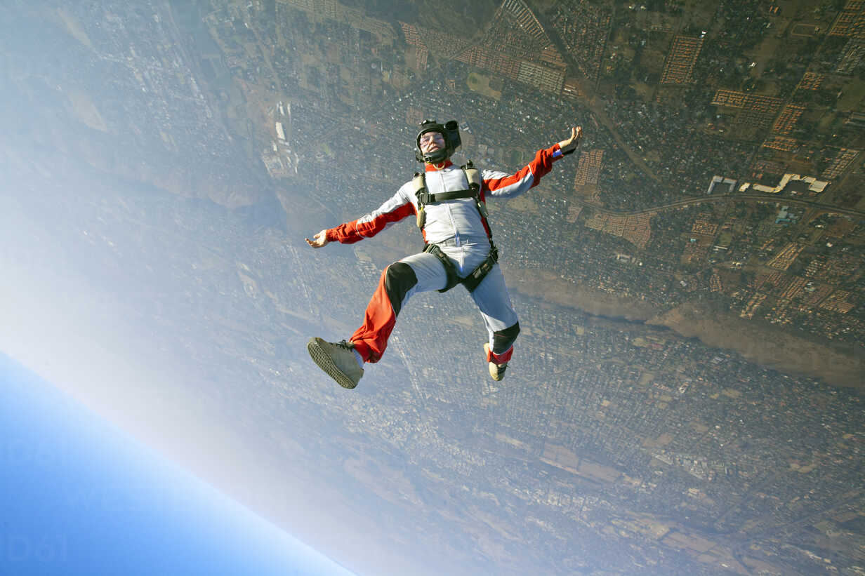 Pattaya-Sky Diving Only With Shared Transfers