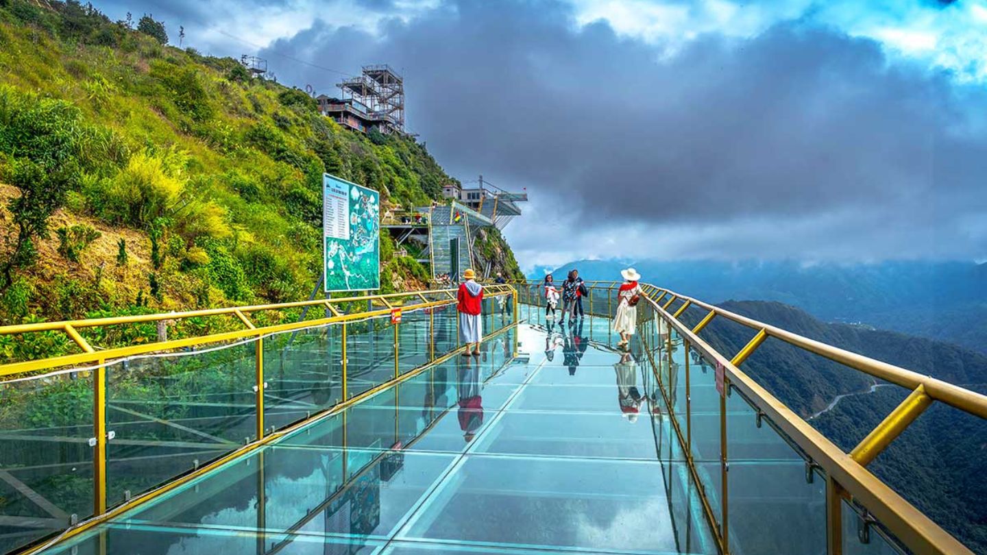 Sa Pa – Cloud Dragon Glass Bridge – Sa Pa PVT