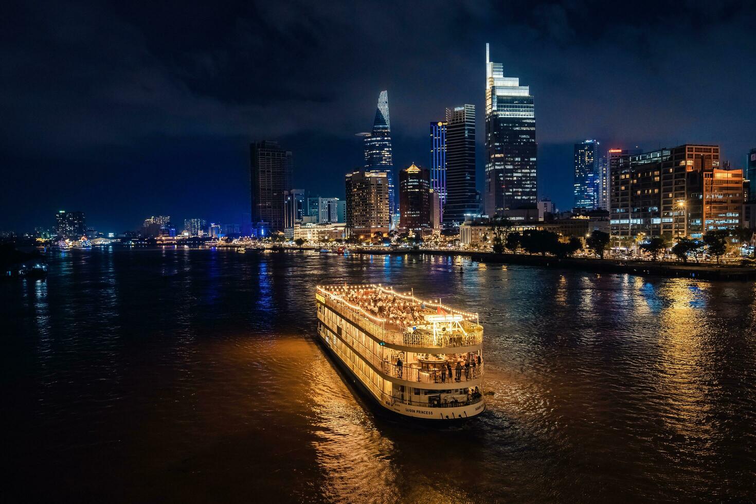Ho Chi Minh City Dinner Cruise Indochina Queen (Sharing Cruise) Set Menu (3rd Floor)