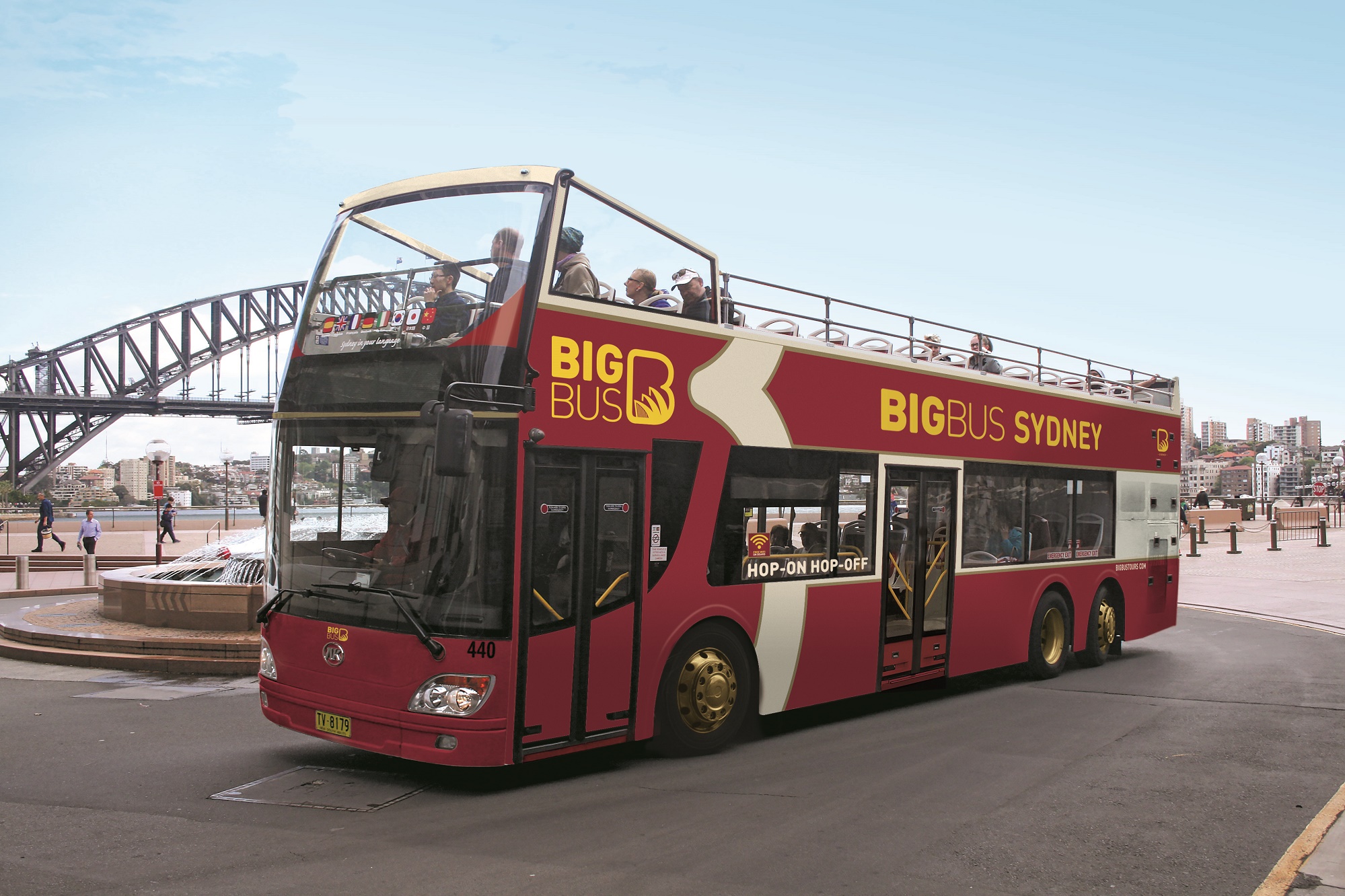 Deluxe Hop-On Hop-Off Bus Tour in Sydney