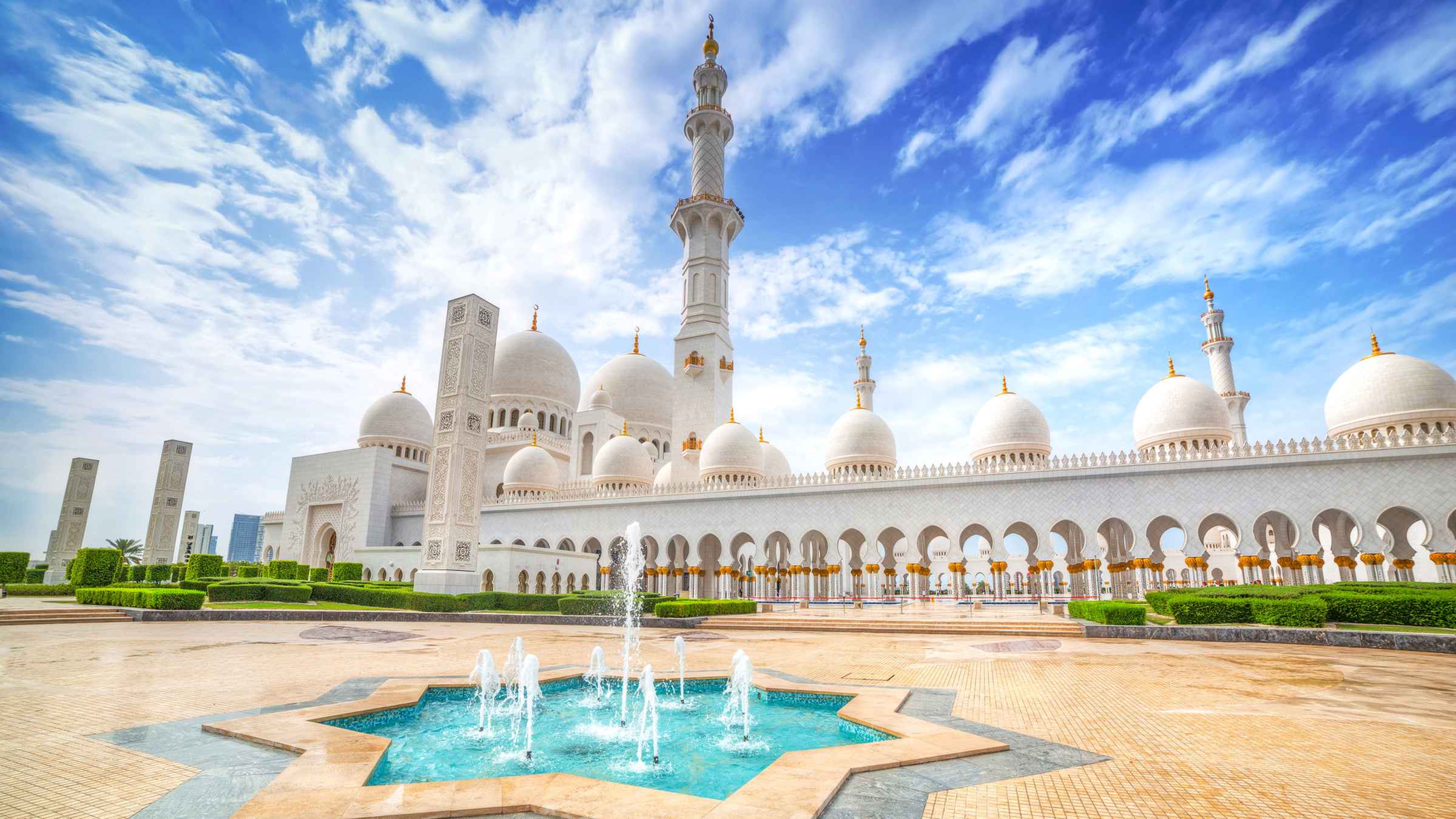 Dubai to Abu Dhabi Private Transfer with BAPS Temple