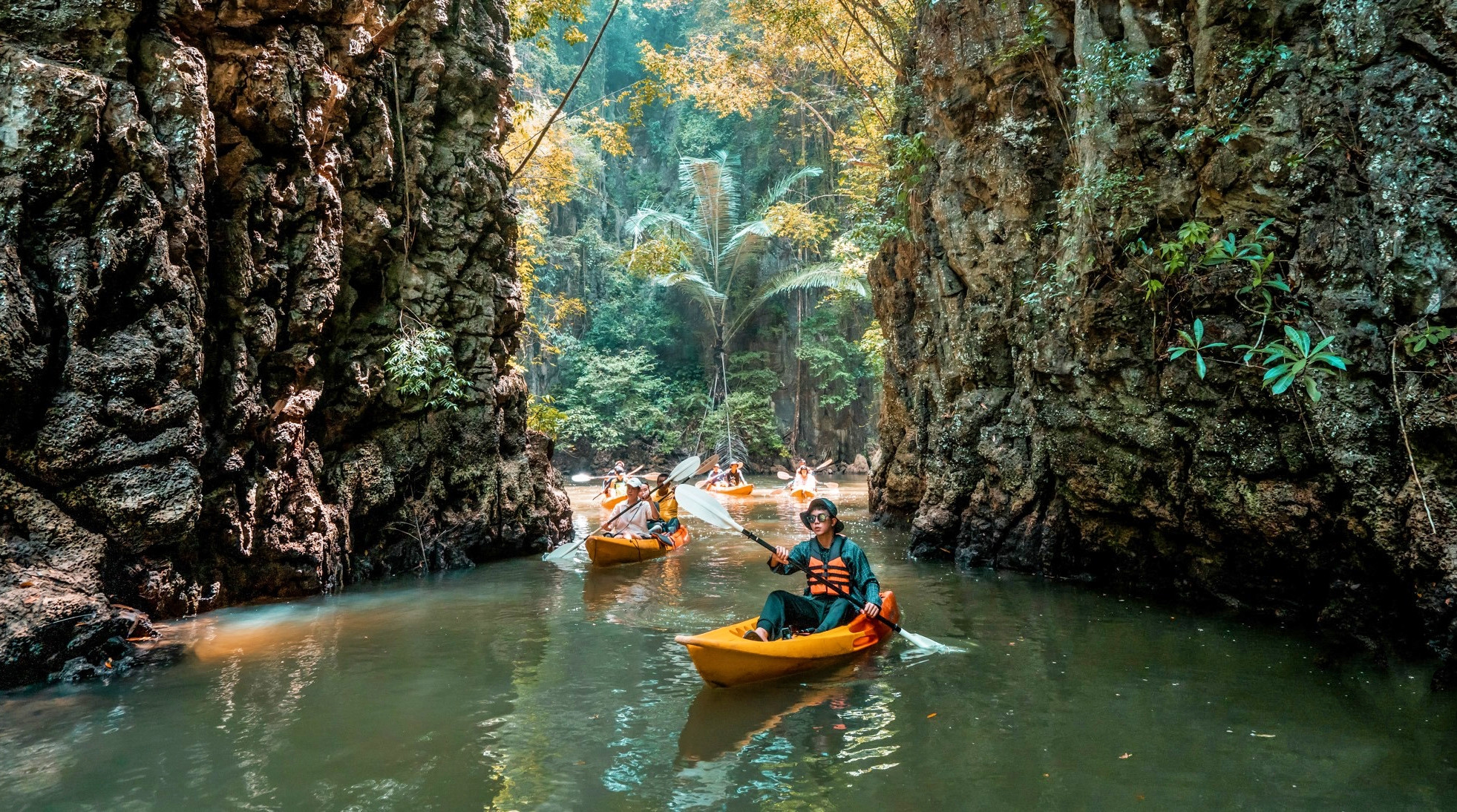 Krabi-Kayak Full day Ao thalane + Lunch (Shared Transfer by Song Taew / Tuk Tuk)
