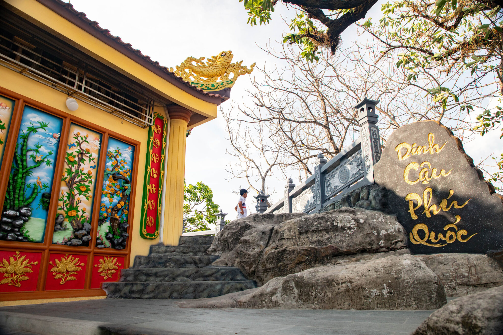 Dinh Cau Rock Temple - Night Market with private transfer - DINH CAU ROCK TEMPLE - NIGHT MARKET
