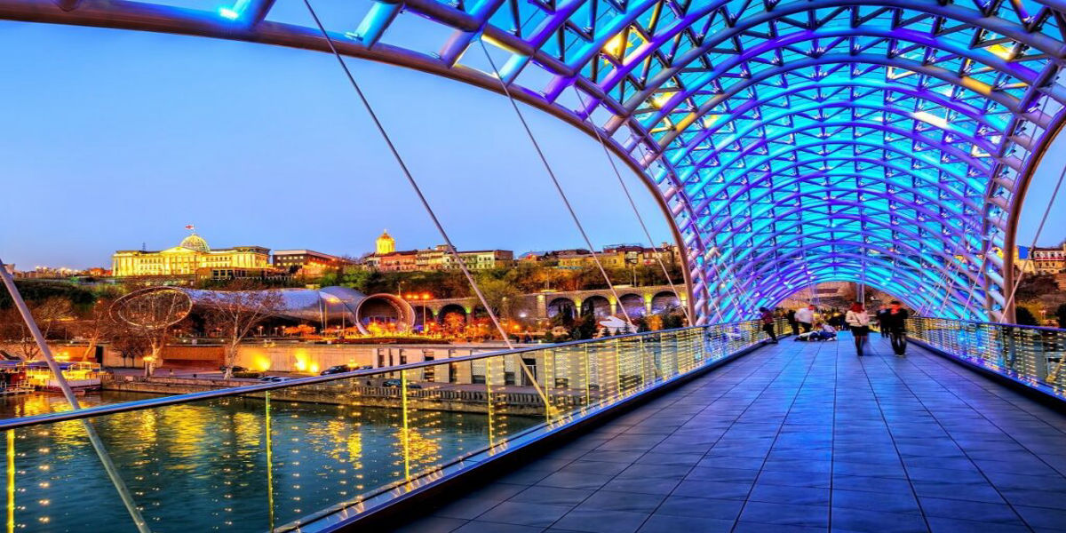 Half day Tbilisi Old City tour with Mtatsminda Park including tickets and private transfers