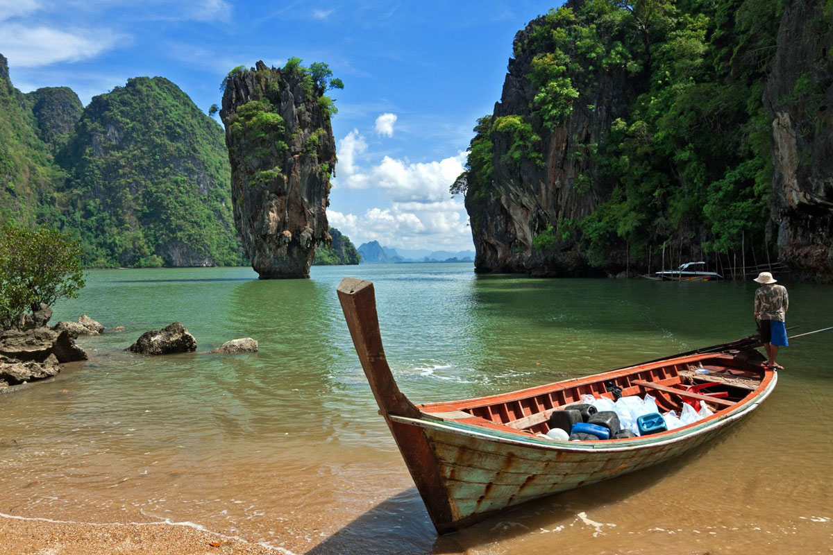 Krabi - James Bond Sightseeing by Long Tail Boat, Sea Canoe with Lunch and shared Transfers by Song Taew / Tuk Tuk - Excluding Island Fee 200THB 