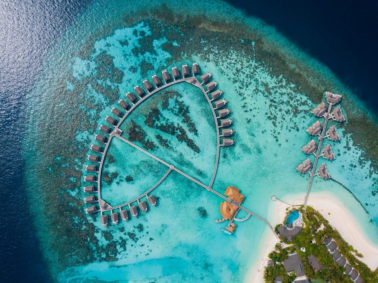 visit maldives in october