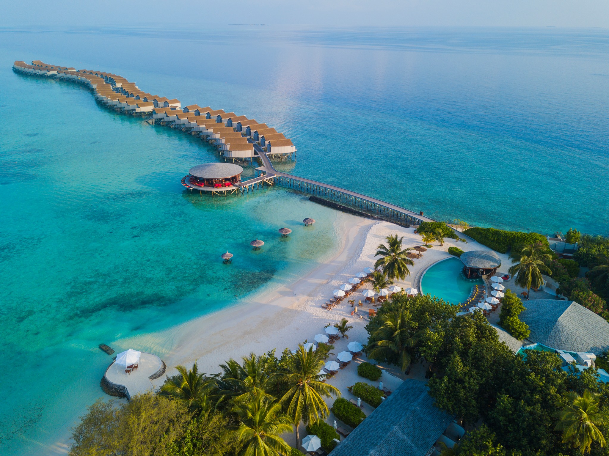 travel to maldives in april