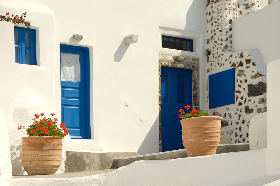 places to visit in greece in june