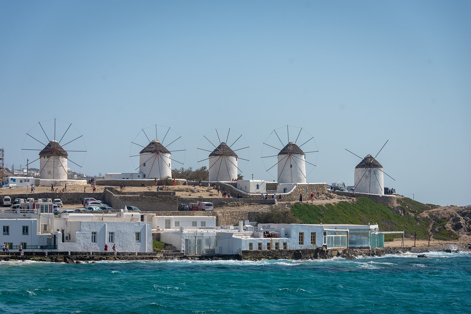 shopping tourism greece