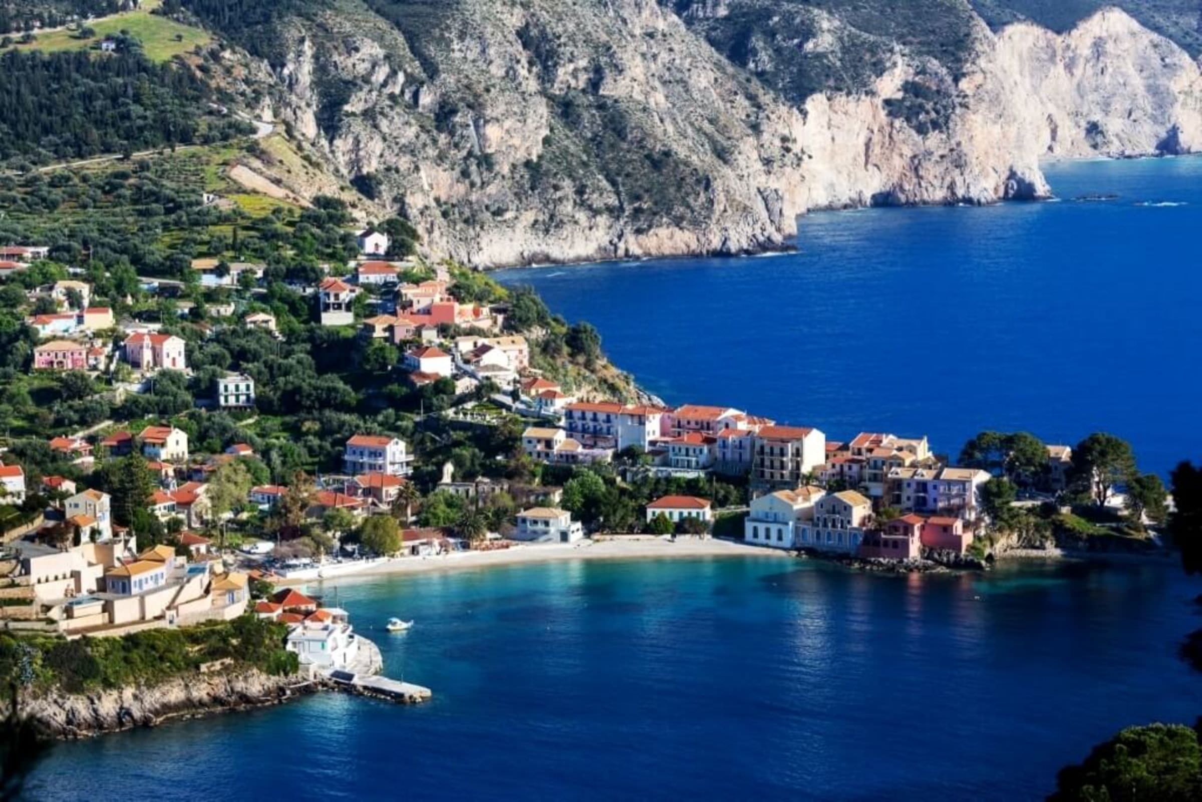 Ideal 13 nights Budget Honeymoon in Europe