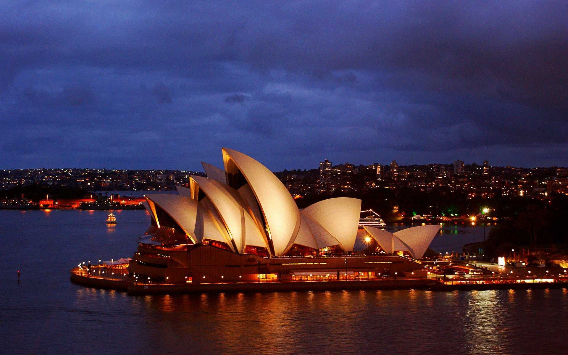 Great 6 Nights To Melbourne and Sydney  From Mumbai 