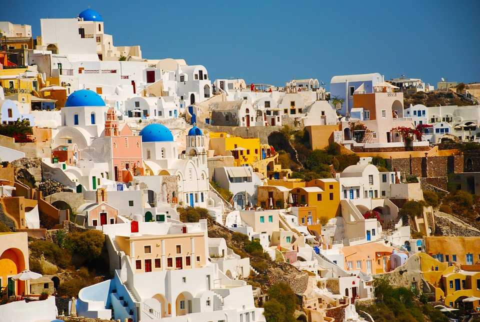 places to visit in greece in june