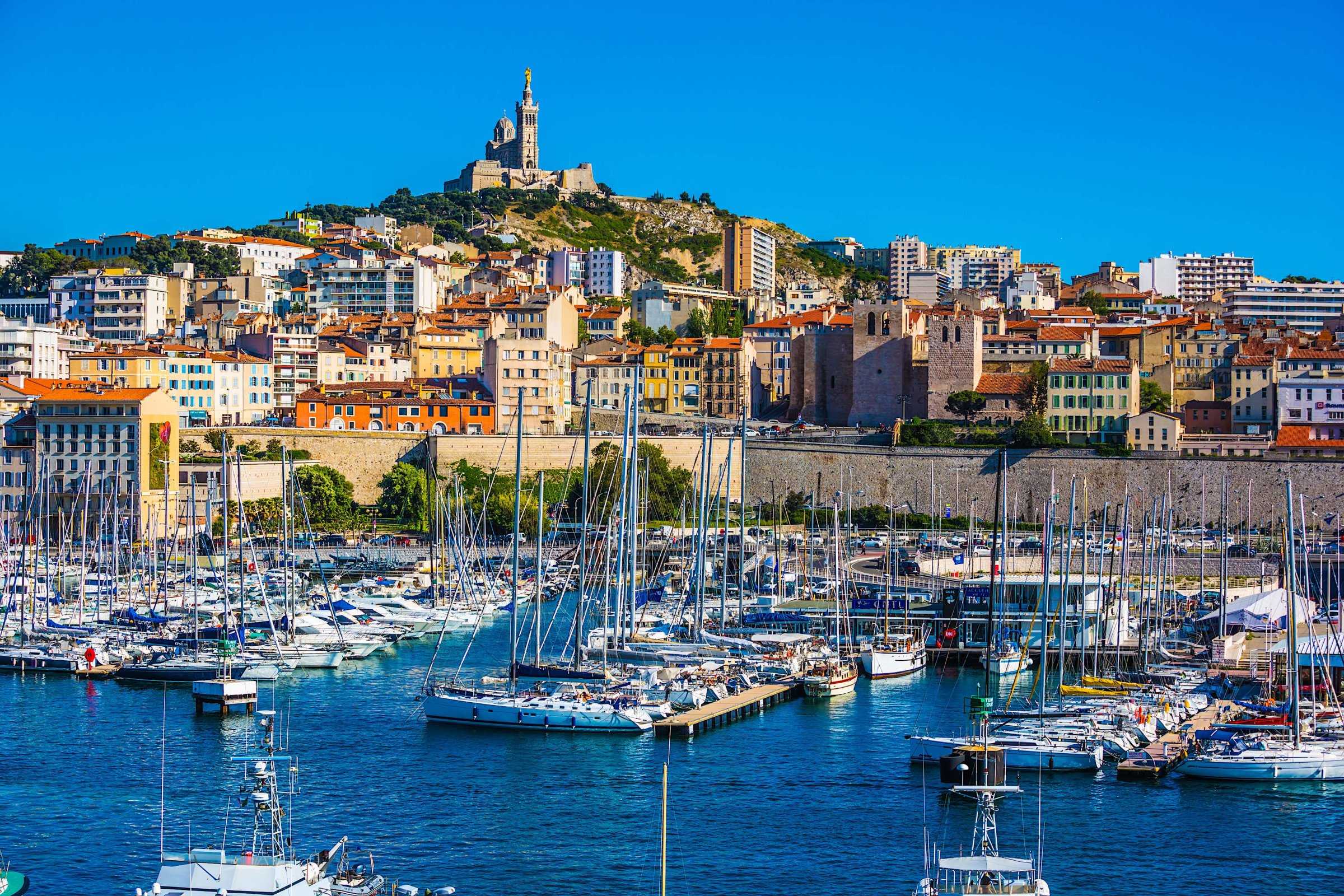 A 11 day Europe Vacation Packages from Ahmedabad