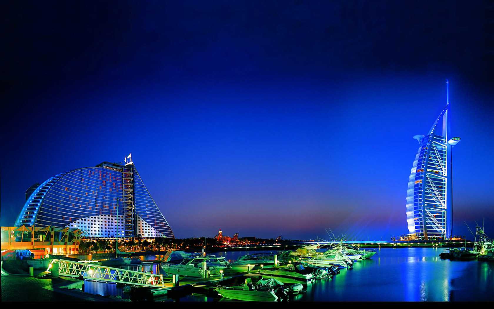 A 3 Night United Arab Emirates honeymoon package for fun coules