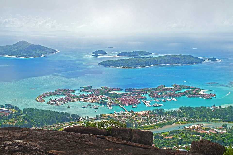 An ideal 6 night Seychelles itinerary for a Honeymoon getaway