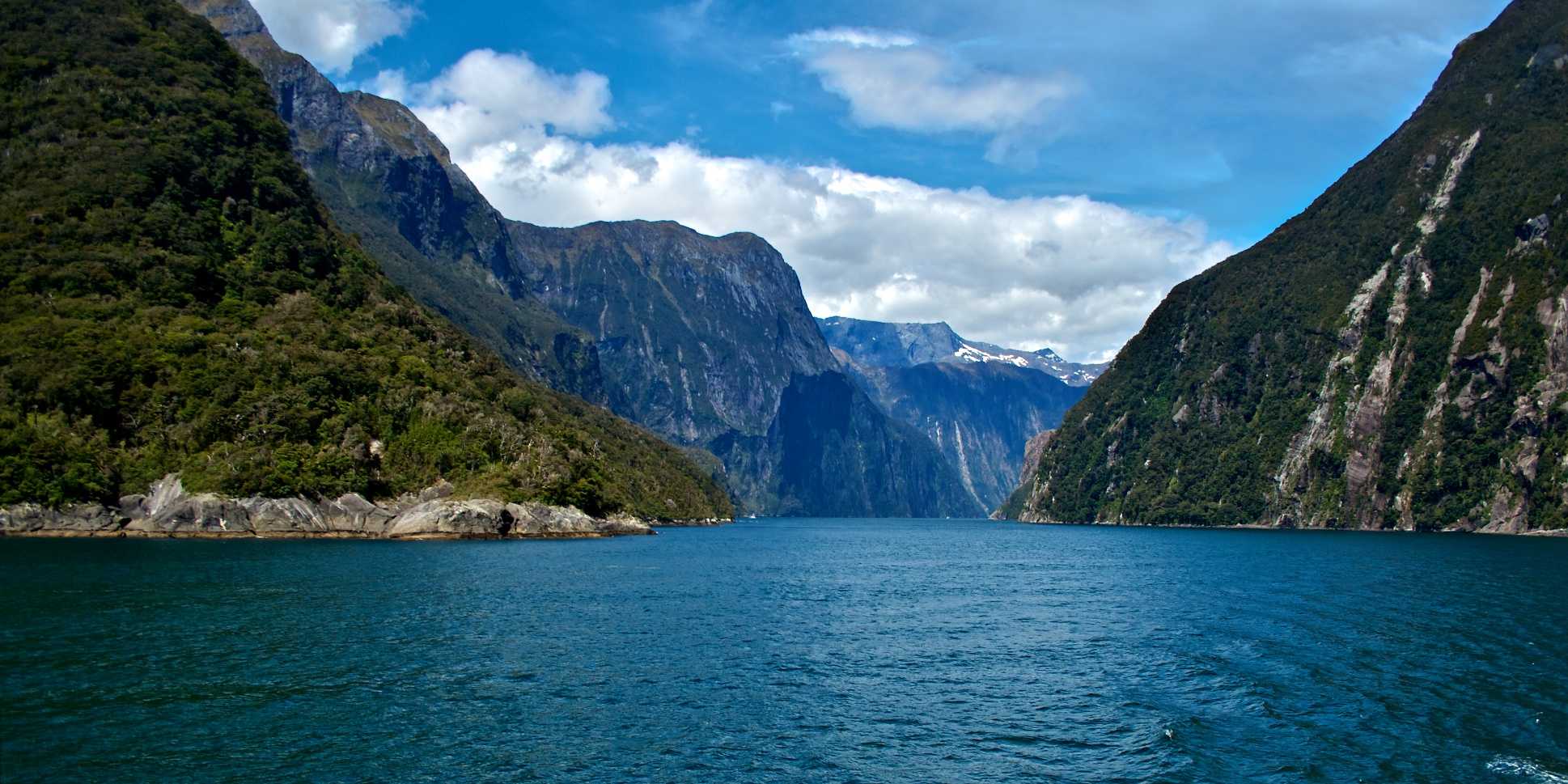 Romantic Holiday Package to New Zealand From Delhi  