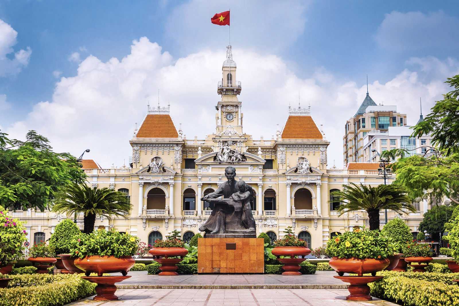 An incredible 7 night Vietnam itinerary for unforgettable family vacations