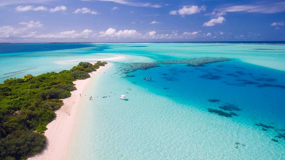 is it ok to visit maldives in september