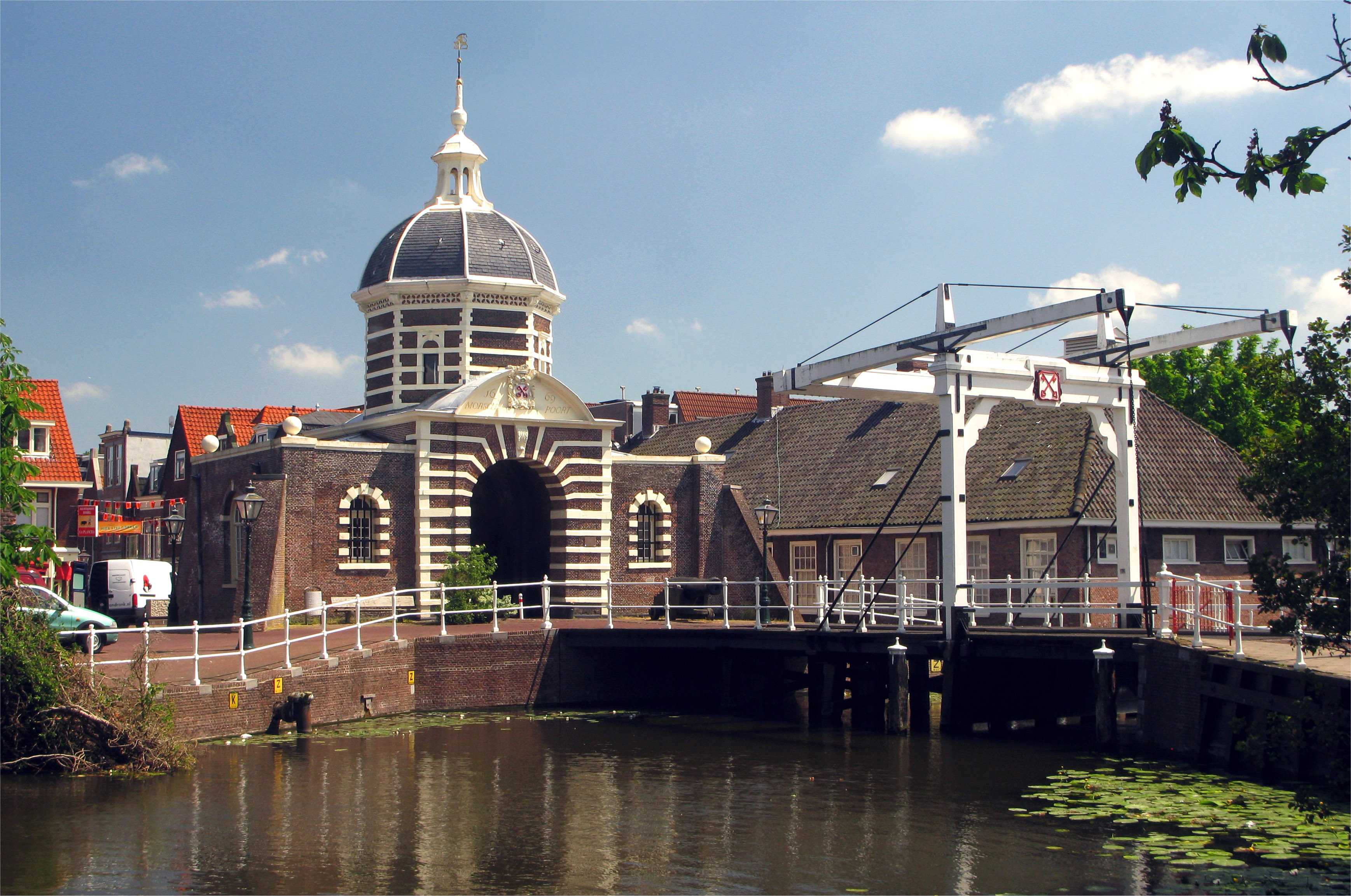 Interesting 11 night 12 day itinerary to Amsterdam, Leiden, Hague, Rotterdam and Delft
